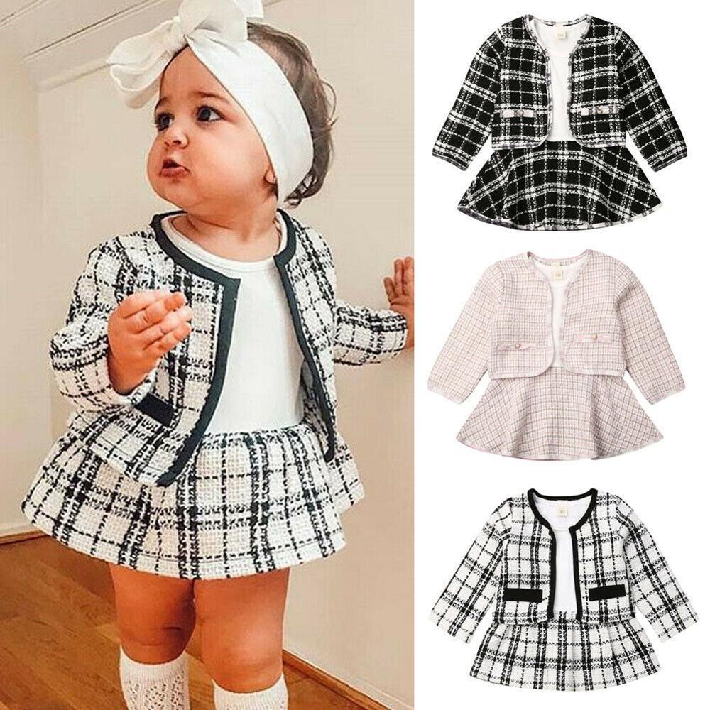 Ensemble fille 2 pièces – Pull tricoté & jupe à carreaux